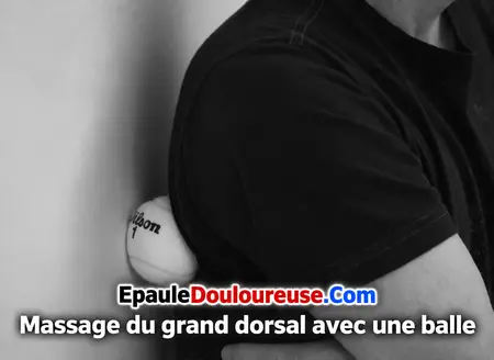 Automassage du grand dorsal avec une balle de tennis