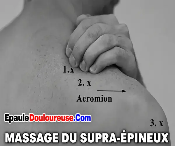 Automassage du supra-épineux avec la main